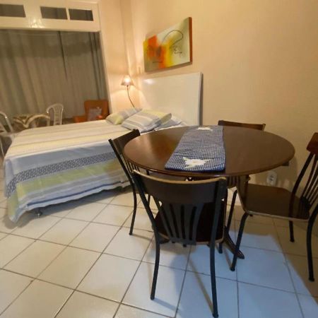 Meio de Copacabana, 200 metros da praia, posto 5 Rio de Janeiro Exterior foto